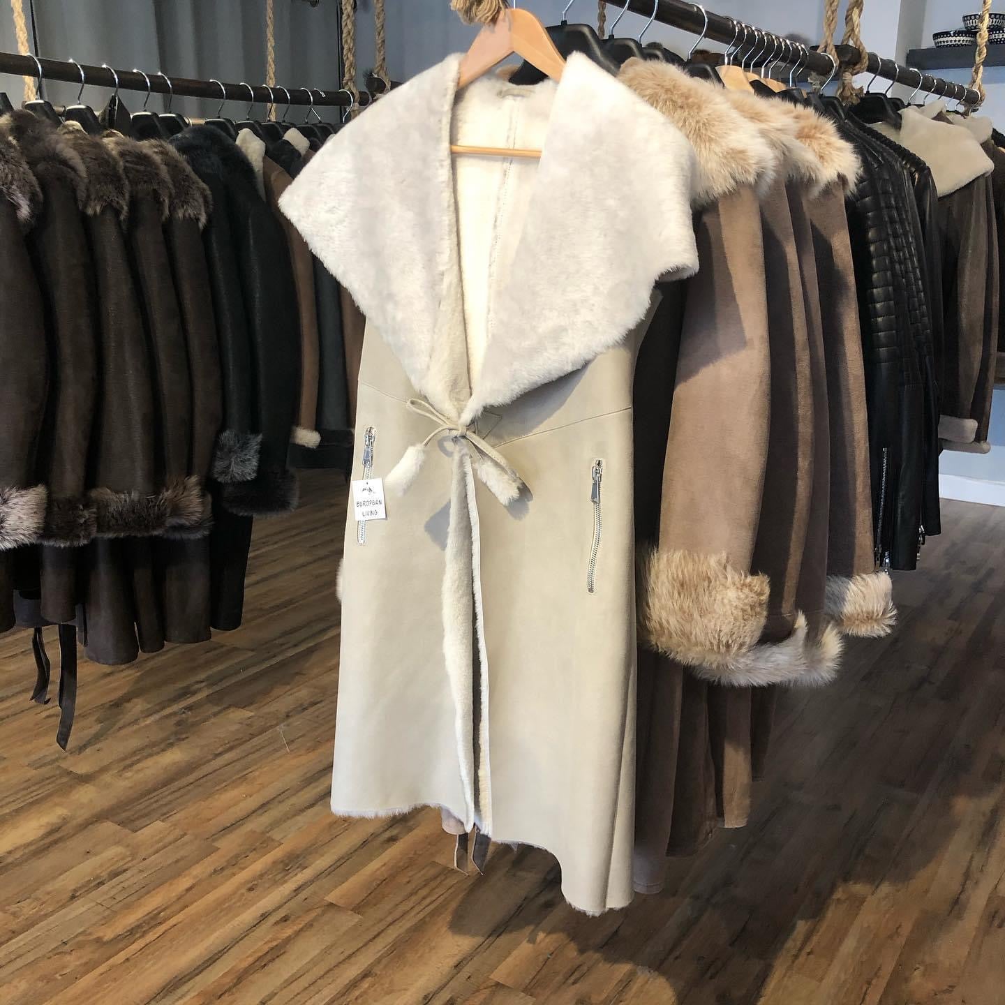 Kaya Sheepskin Vest in Ecru